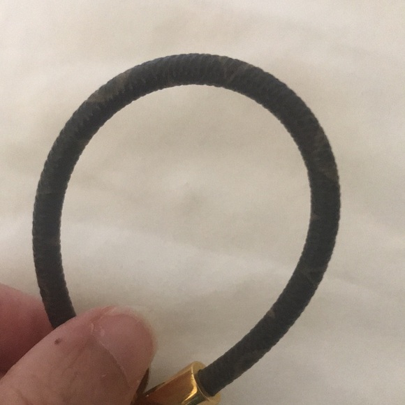 Louis Vuitton Charm Bracelet - Never Worn - Picture 5 of 5